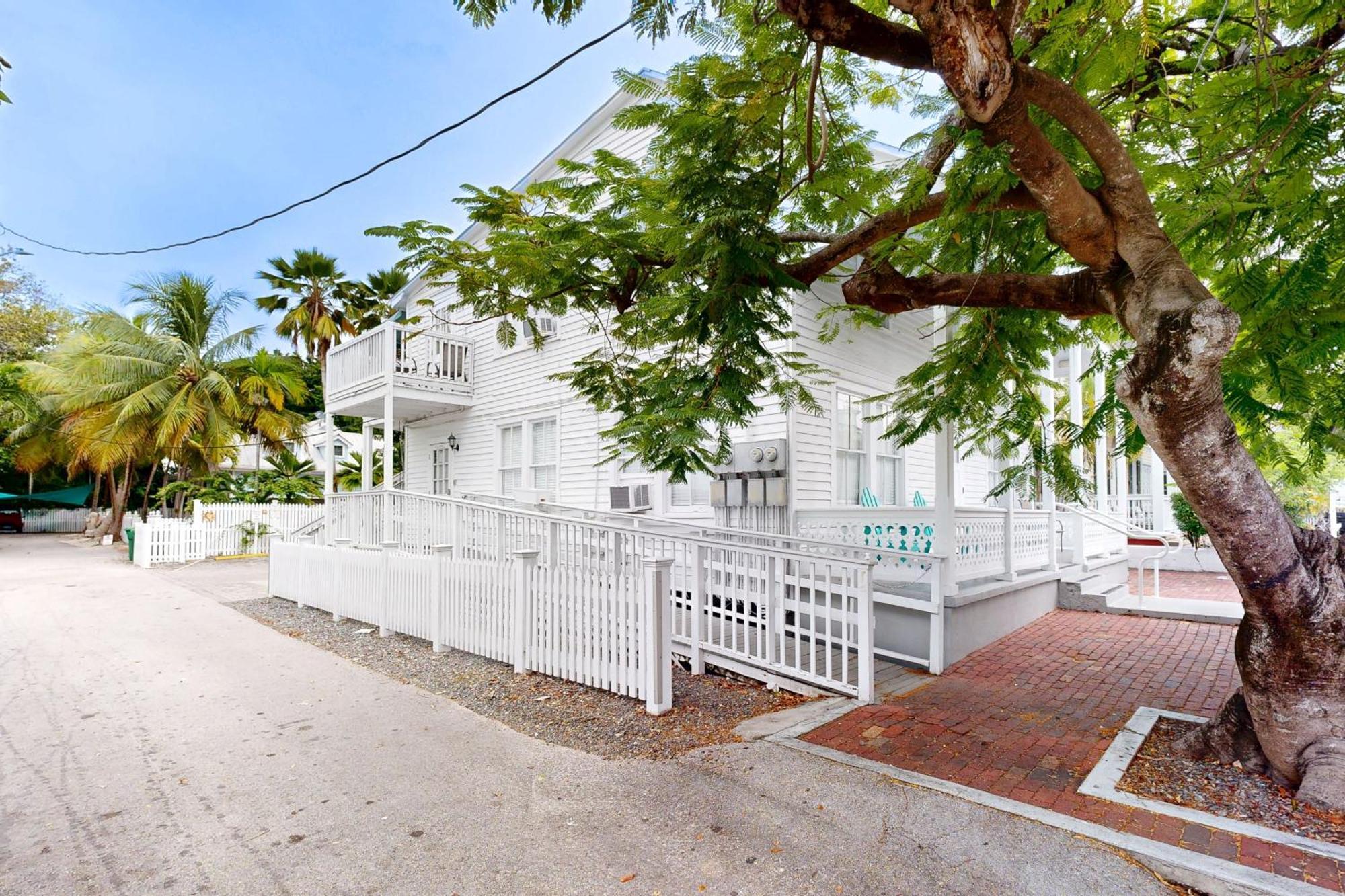 Four Flowers Guesthouse Key West Zimmer foto